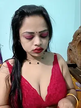 Snapshot of Beauty-3 chatting on 04/19/26, 11:29 Beauty-3 online show from 04/19/26, 11:29