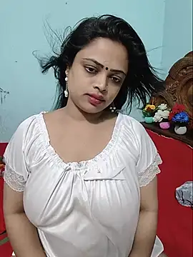 Snapshot of Beauty-3 chatting on 07/06/26, 03:03 Beauty-3 online show from 07/06/26, 03:03