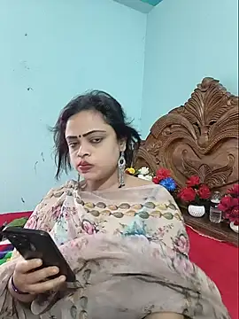 Snapshot of Beauty-3 chatting on 07/07/26, 04:59 Beauty-3 online show from 07/07/26, 04:59