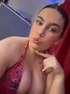 Snapshot of prettydolly127 chatting on 03/15/26, 09:10 prettydolly127 online show from 03/15/26, 09:10