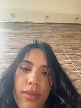 Snapshot of Mia-villalobos chatting on 03/14/26, 02:00 Mia-villalobos online show from 03/14/26, 02:00