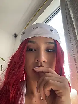 Mia-villalobos online show from 05/22/26, 03:39
