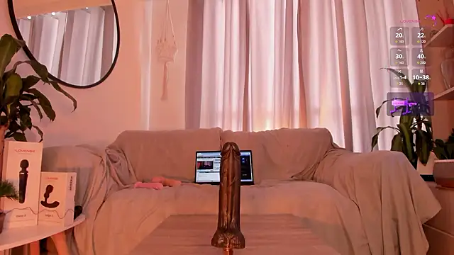 Snapshot of TaylerWhitelll chatting on 03/14/26, 05:29 TaylerWhitelll online show from 03/14/26, 05:29