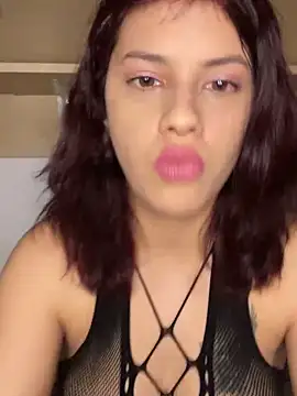 Snapshot of MommySexxy23 chatting on 03/25/26, 07:20 MommySexxy23 online show from 03/25/26, 07:20