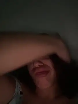 Snapshot of MommySexxy23 chatting on 03/28/26, 08:08 MommySexxy23 online show from 03/28/26, 08:08