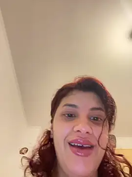 Snapshot of MommySexxy23 chatting on 04/02/26, 05:43 MommySexxy23 online show from 04/02/26, 05:43