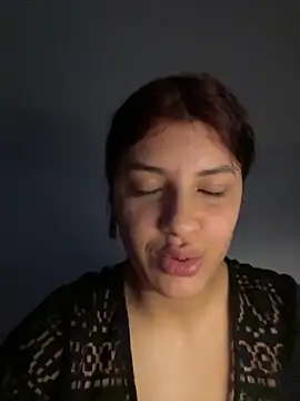 Snapshot of MommySexxy23 chatting on 04/03/26, 06:50 MommySexxy23 online show from 04/03/26, 06:50