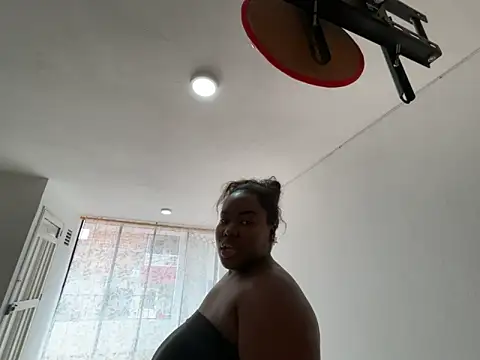 sophie blake1 online show from 06/19/26, 01:48