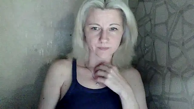 Katerina-Kissa online show from 05/12/26, 06:27