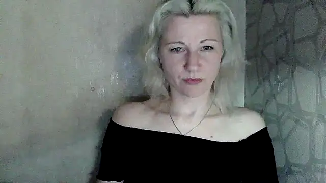 Katerina-Kissa online show from 05/14/26, 06:37