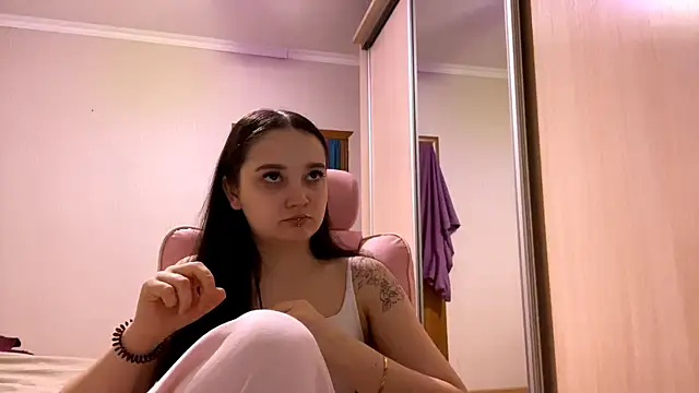 TrulaPhay online show from 03/04/26, 02:12