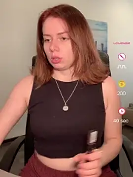 Snapshot of VelvetChloe chatting on 04/24/26, 01:02 VelvetChloe online show from 04/24/26, 01:02