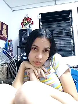 Snapshot of BiancaRoyale chatting on 04/23/26, 08:13 BiancaRoyale online show from 04/23/26, 08:13