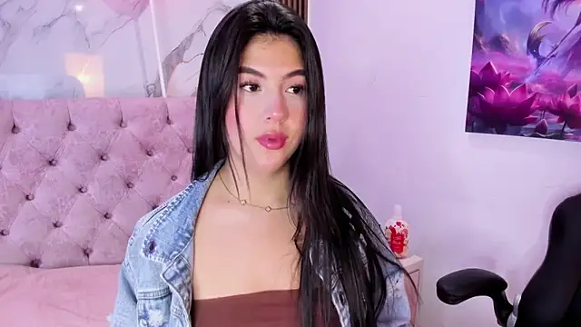 AbrilQuintana  online show from 04/30/26, 11:27