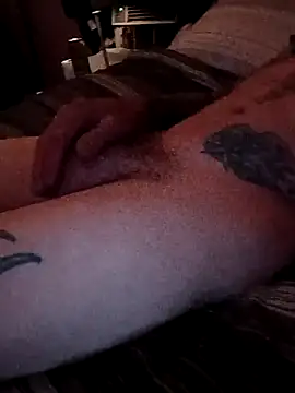 Snapshot of justalittlecountry87 chatting on 03/27/26, 11:37 justalittlecountry87 online show from 03/27/26, 11:37