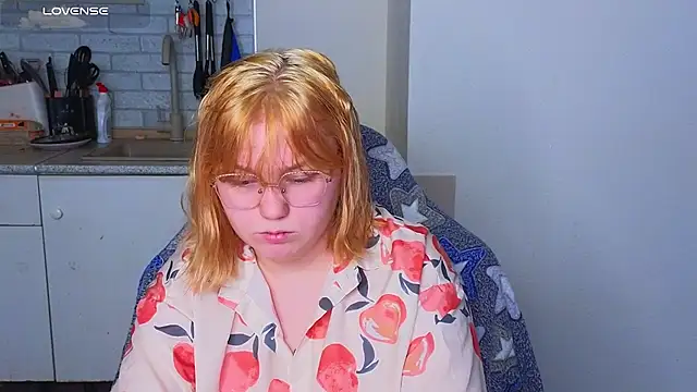 soft focus online show from 04/30/26, 04:52