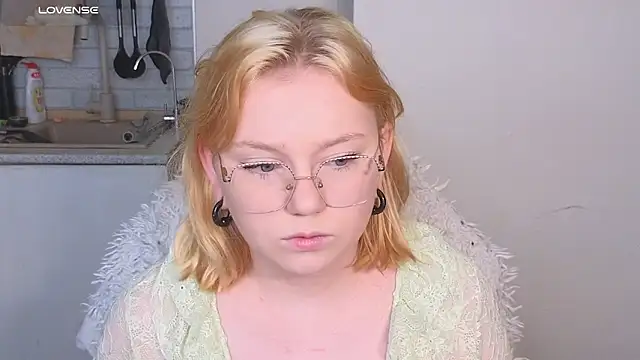 soft focus online show from 06/06/26, 04:50