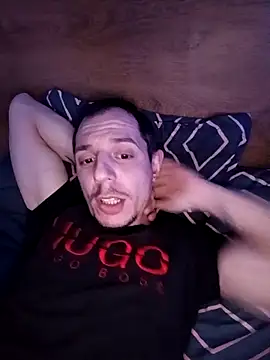 Snapshot of Hugo1993 chatting on 03/22/26, 01:14 Hugo1993 online show from 03/22/26, 01:14