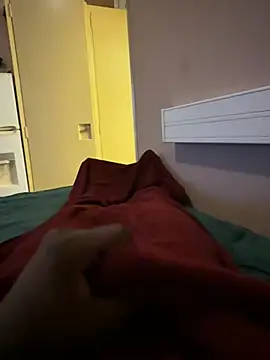 Snapshot of simens76 chatting on 04/04/26, 08:12 simens76 online show from 04/04/26, 08:12