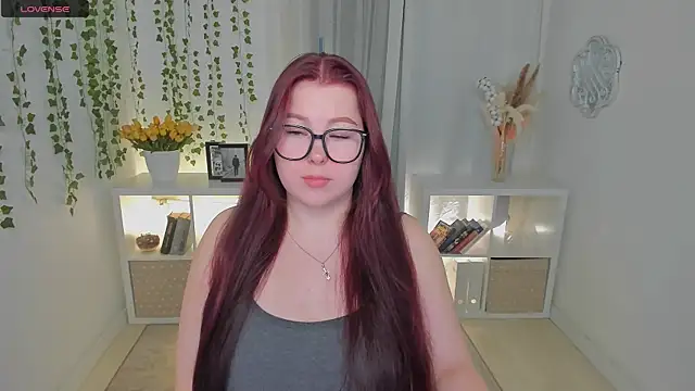 Snapshot of effyrain chatting on 04/01/26, 04:04 effyrain online show from 04/01/26, 04:04