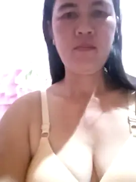 Snapshot of sweet_lyn2025 chatting on 03/11/26, 07:20 sweet lyn2025 online show from 03/11/26, 07:20