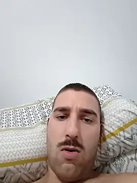 Snapshot of straightdude99 chatting on 03/17/26, 11:19 straightdude99 online show from 03/17/26, 11:19