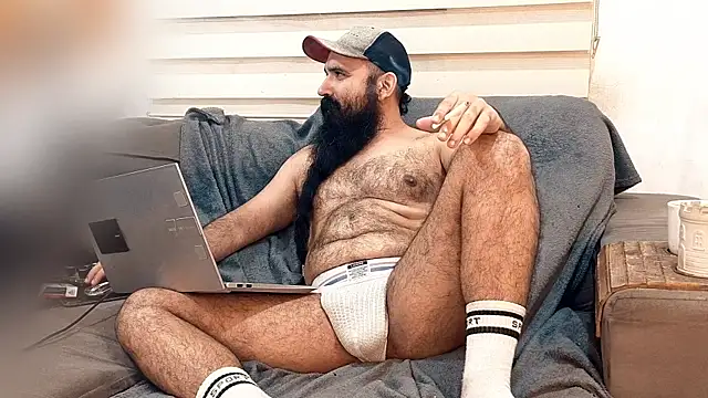 Barba Negra Fumador online show from 06/25/26, 04:23