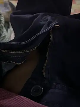 Snapshot of DimuthuBoy chatting on 03/10/26, 02:44 DimuthuBoy online show from 03/10/26, 02:44