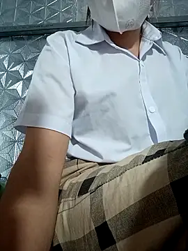 Snapshot of dualeo11 chatting on 03/05/26, 02:13 dualeo11 online show from 03/05/26, 02:13