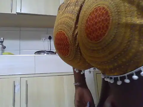 Snapshot of desired_better chatting on 03/06/26, 02:24 desired better online show from 03/06/26, 02:24