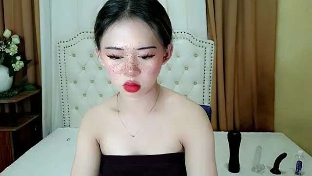 Seductive sophie online show from 06/25/26, 04:01