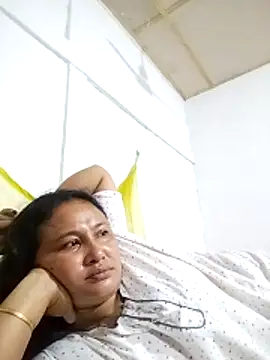 Snapshot of Rashi_bhabi chatting on 06/22/26, 04:37 Rashi bhabi online show from 06/22/26, 04:37
