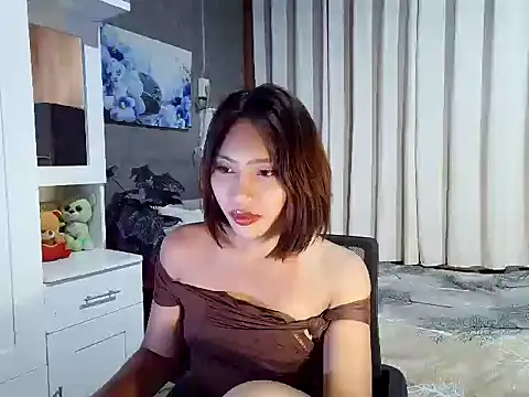 Snapshot of badlexi09 chatting on 06/13/26, 04:38 badlexi09 online show from 06/13/26, 04:38