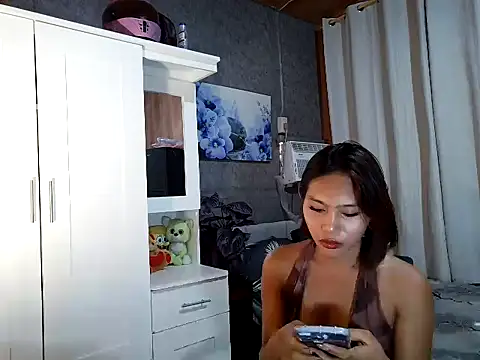 Snapshot of badlexi09 chatting on 06/15/26, 07:21 badlexi09 online show from 06/15/26, 07:21