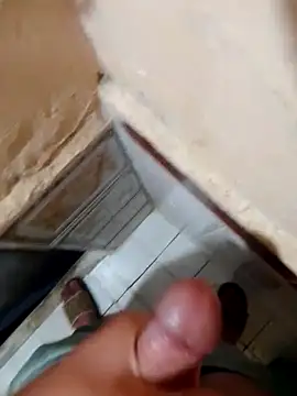 Snapshot of dzniyaak chatting on 03/20/26, 02:38 dzniyaak online show from 03/20/26, 02:38