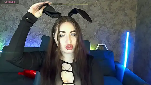 Snapshot of RapunzelAngel chatting on 03/07/26, 06:54 RapunzelAngel online show from 03/07/26, 06:54