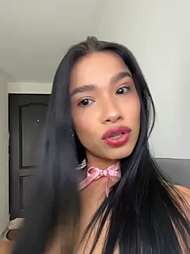 Bella Smithe online show from 06/05/26, 04:13