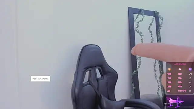 Snapshot of Kloeraize chatting on 03/31/26, 12:34 Kloeraize online show from 03/31/26, 12:34