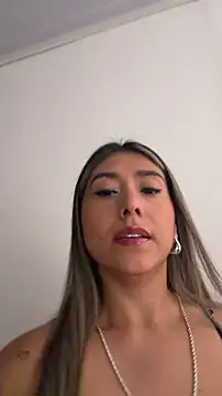 stefanyqueen69 online show from 07/22/26, 03:59