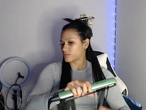 KathLovee online show from 05/11/26, 01:06