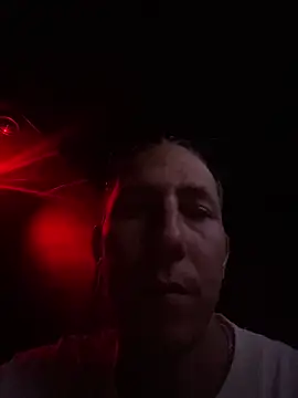 Snapshot of TitanNoir chatting on 05/08/26, 01:05 TitanNoir online show from 05/08/26, 01:05