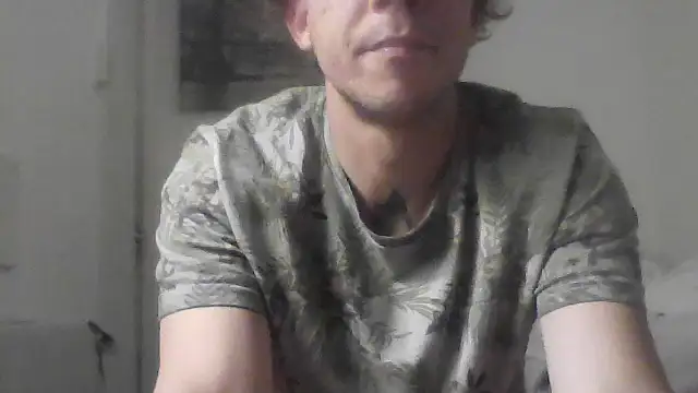 Snapshot of TitanNoir chatting on 05/15/26, 12:17 TitanNoir online show from 05/15/26, 12:17