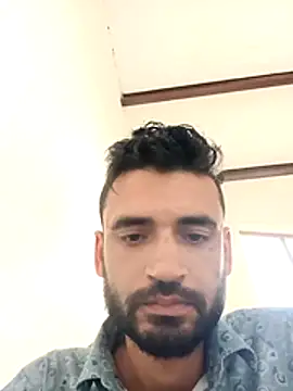 Snapshot of gauravsexy chatting on 05/10/26, 01:22 gauravsexy online show from 05/10/26, 01:22