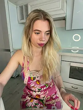 BellaSuns online show from 05/10/26, 11:21