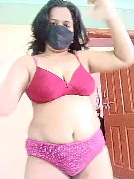 Snapshot of Miss-Dolly07 chatting on 04/10/26, 05:34 Miss-Dolly07 online show from 04/10/26, 05:34