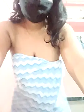 Snapshot of Miss-Dolly07 chatting on 05/19/26, 01:11 Miss-Dolly07 online show from 05/19/26, 01:11