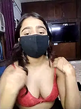 Snapshot of Ishaa_22 chatting on 03/23/26, 06:56 Ishaa 22 online show from 03/23/26, 06:56