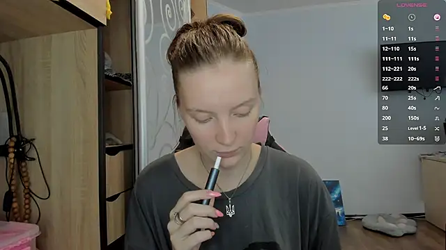 Mary Blu online show from 09/22/25, 08:16