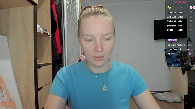 Mary Blu online show from 10/02/25, 09:27