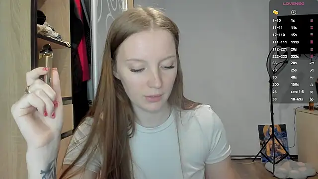 Mary Blu online show from 10/25/25, 12:34